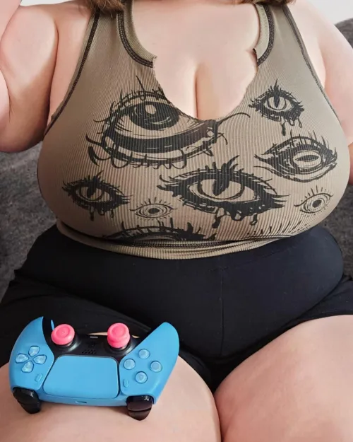 Thumbnail Tailoring Desires: Are Fat Gamer Girls Your Preference? | Stuffers by chubbi_bunniii