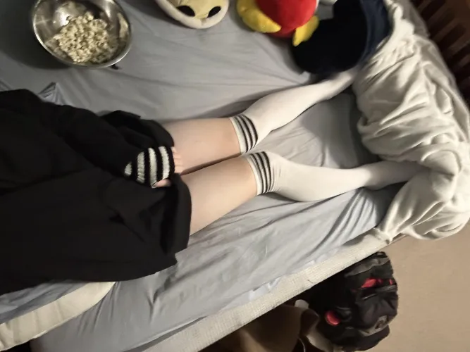 Thumbnail Tornado3422 Excited about New Fingerless Gloves | femboy