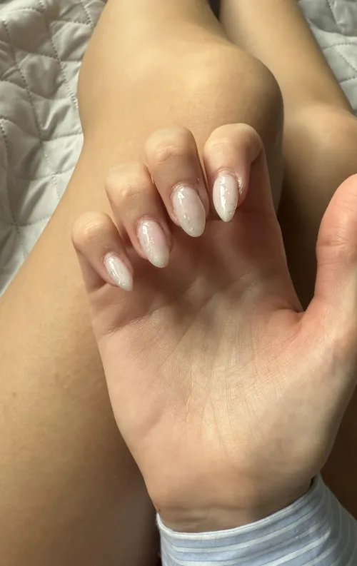 Thumbnail Mixed Feelings: BlondiyDemon's Honest NailFetish Reflection