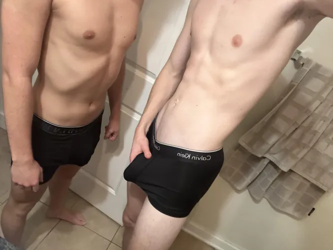 Thumbnail Expert-Vegetable1179 Presents 18: Two Twinks - A Peek Into GaybrosGoneWild