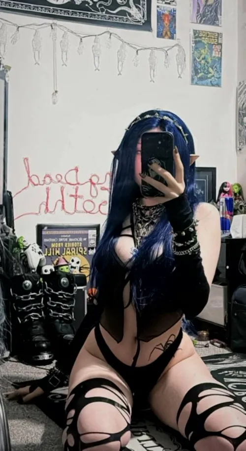 Thumbnail Sensual Pleasure: LivingDeadGothh Invites Play in PunkGirls Realm