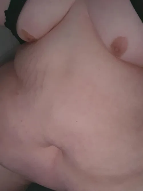 Thumbnail No Bra Gang Style Statement by xHornyBun of the ssbbw Community