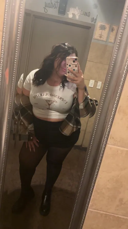 Thumbnail Seeking Playmate: BBW Scissoring and Fun | phatassxo