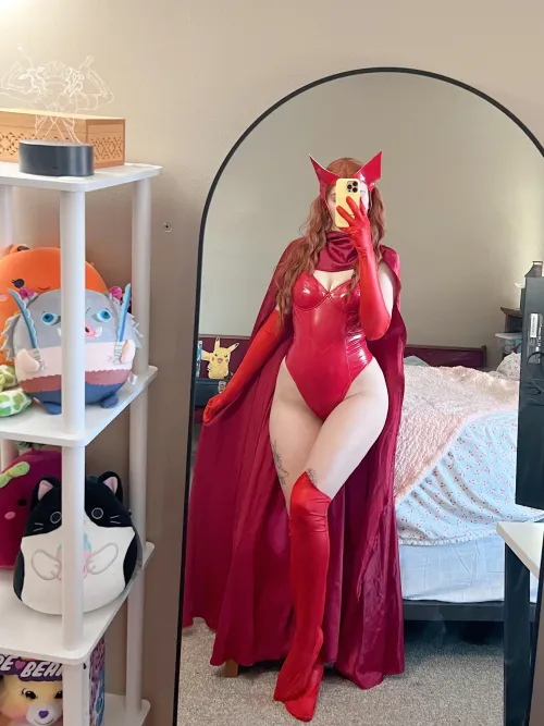 Thumbnail Scarlet Witch Cosplay by Autumn Reign: Embrace the Magic | cosplaygirls