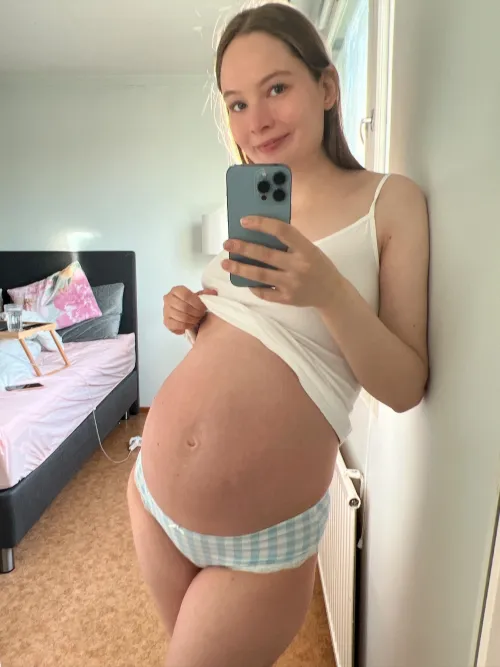 Thumbnail Pregnant Petite Delights: A Peek into FutureMilfSophia's Journey