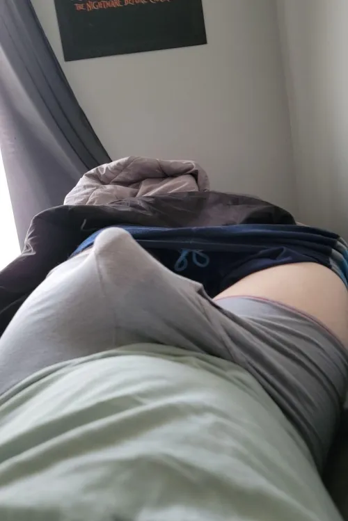 Thumbnail Can You Tell I Woke Up Horny: 28 by PoignantParagon | Bulges