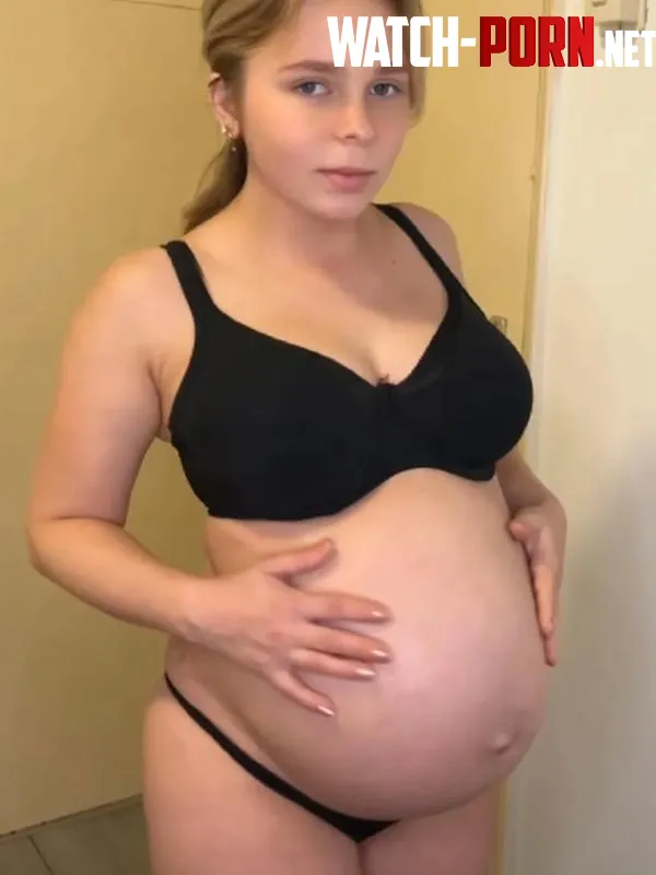 Are pregnant bellies sexy by pregnant_brandi