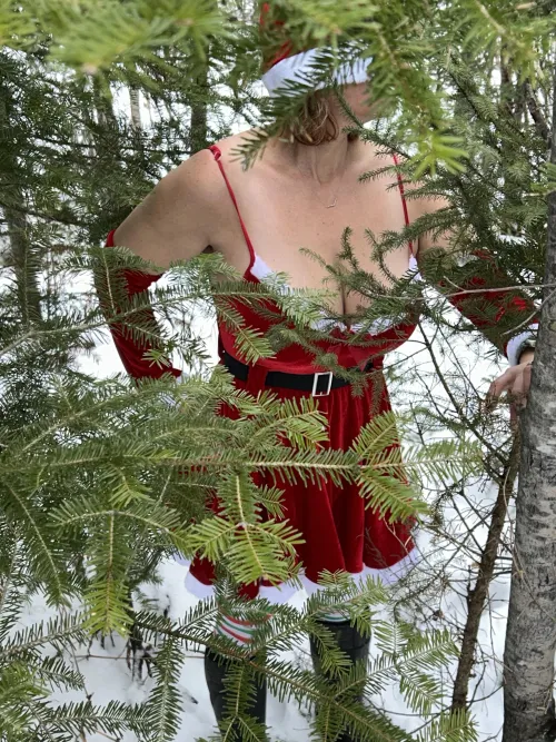 Thumbnail Mrs. Claus Spotted Today by Xetrov7277 | Festive OnlyFans Fun