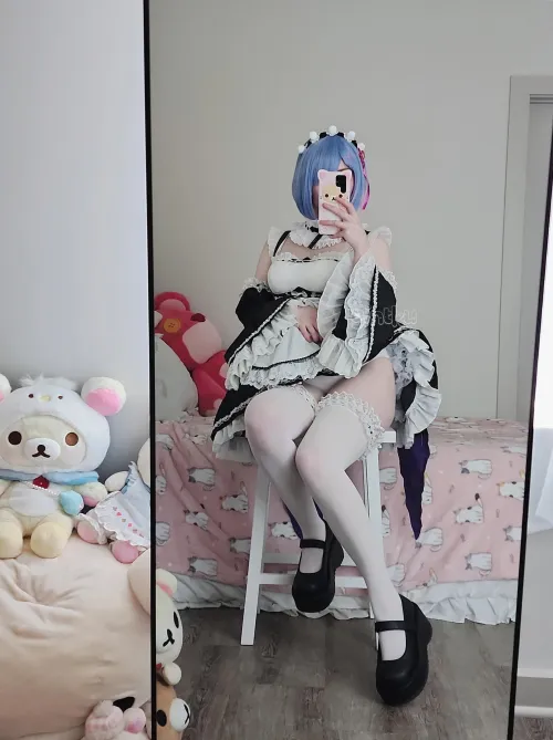 Thumbnail Get Mesmerized by gintku's Rem Cosplay