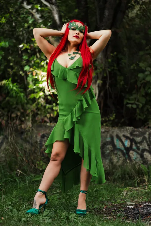 Thumbnail itsmexpenelopevip’s Transformation into Poison Ivy – A Cosplay Masterpiece