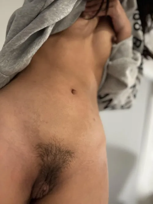 Thumbnail Asian Beauty Queries: What Shape Should My Pubes Be by xoe_exe