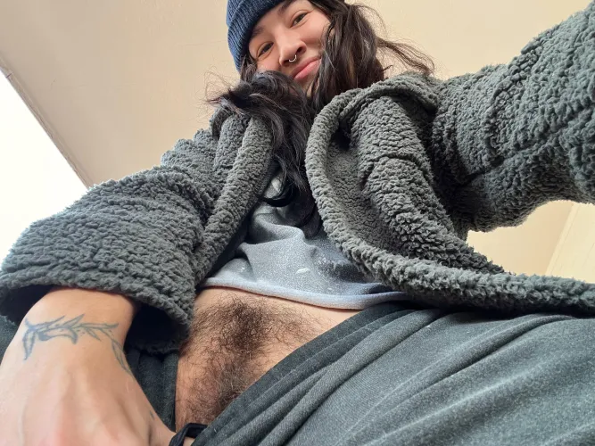 Thumbnail Winter Vibez with a Hairy Pussy - StepBro_No