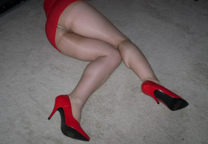 Thumbnail HolliesHose: Indulging in Sweet Temptations with Pantyhose & Heels