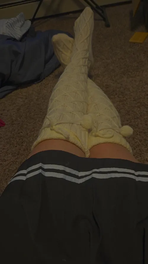 Thumbnail Comfort in Thickness: Exploring Thick Socks by AvaReality in Femboy Category