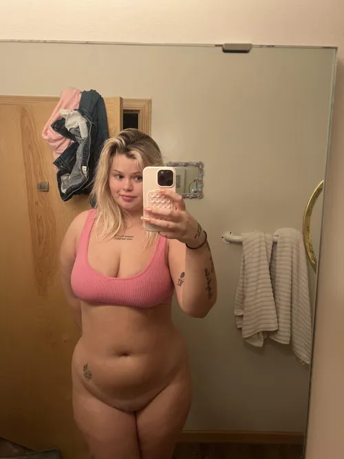 Thumbnail wispy_girlwa: Exploring the Freaky Side of BBW