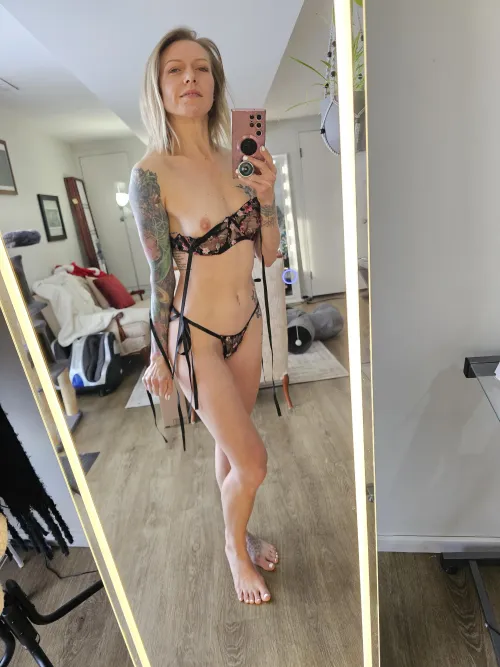 Thumbnail Petite Pleasures Await with summersparkle86, Your Favorite Canadian in xsmallgirls