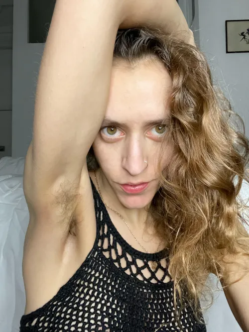 Thumbnail Stefy_Lo's Bold Request: Slide Your Tongue Over My Armpit | HairyArmpits