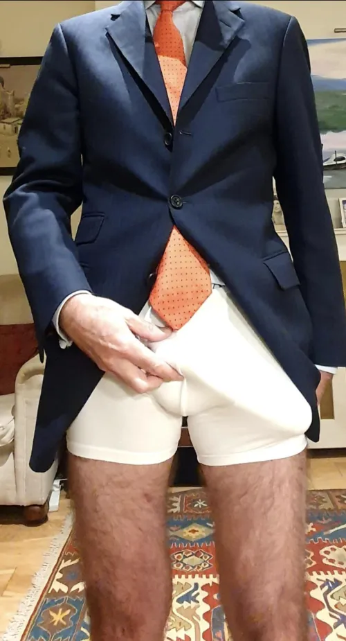 Thumbnail Pimlico_boy: Undressed to Kill - A Bulge Revelation