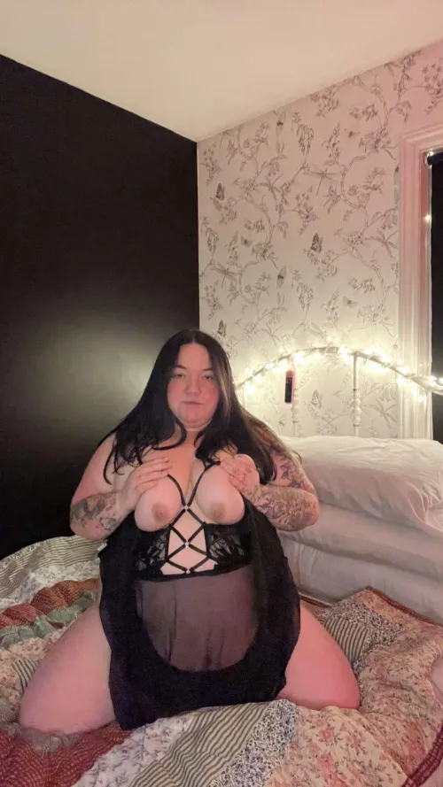 Thumbnail EmmaJane572 Awaits You After Work | SSBBW