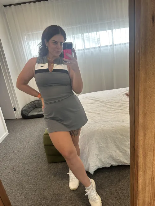 Thumbnail Sporty Elegance: MrsLaurenKate's Tight Golf Outfit