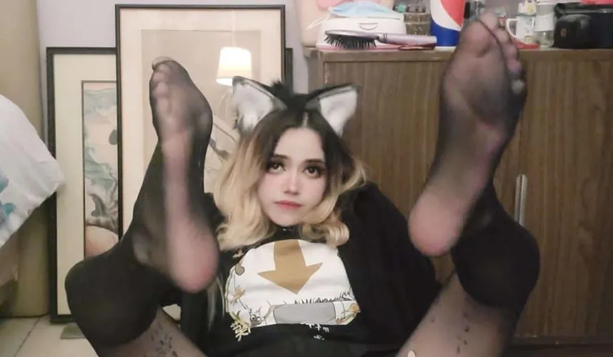 Thumbnail Chaotichime's Good Kitten Wishing for Feet Licked in Petplay