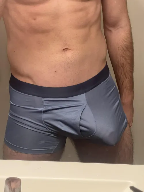 Thumbnail Pressing Up Hard 21: A Deep Dive into Bulges by Positive8558