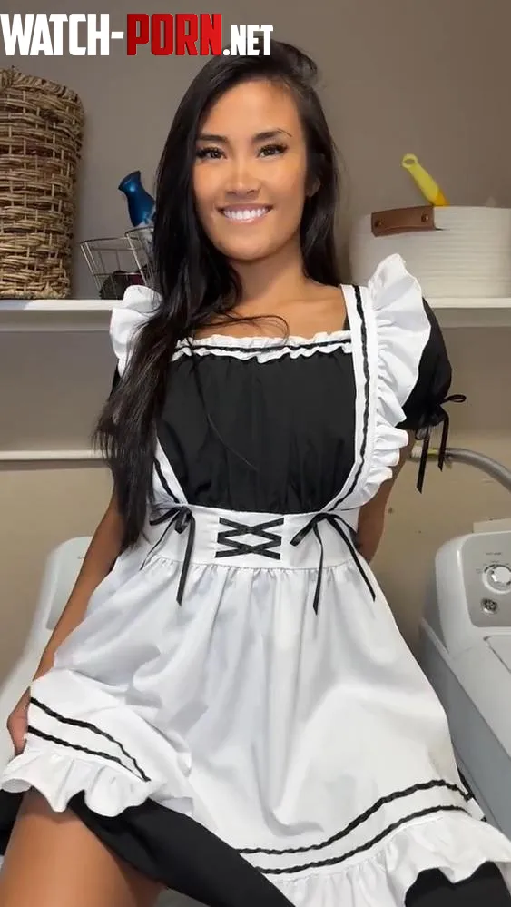 My hot maid uniform is the ultimate attraction it makes all the men weak in their knees by sunshinemaidxo