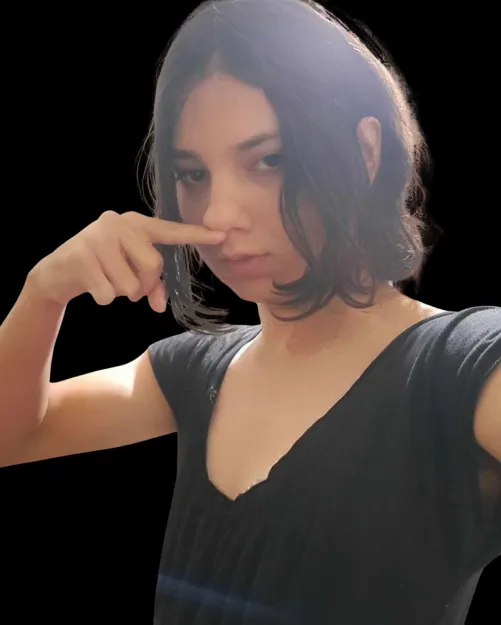 Thumbnail andy-was_here's Reflections on What do you think Idk what Im doing with my hand 3 in femboy