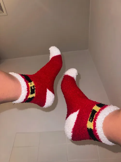 Thumbnail Onlyemma8495 as Santa's Lil Helper in Sock Feet - Festive Fun!