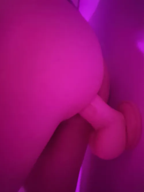 Thumbnail Bubblebun6 and the Adventure of the 9 Dildo in TwinkLove