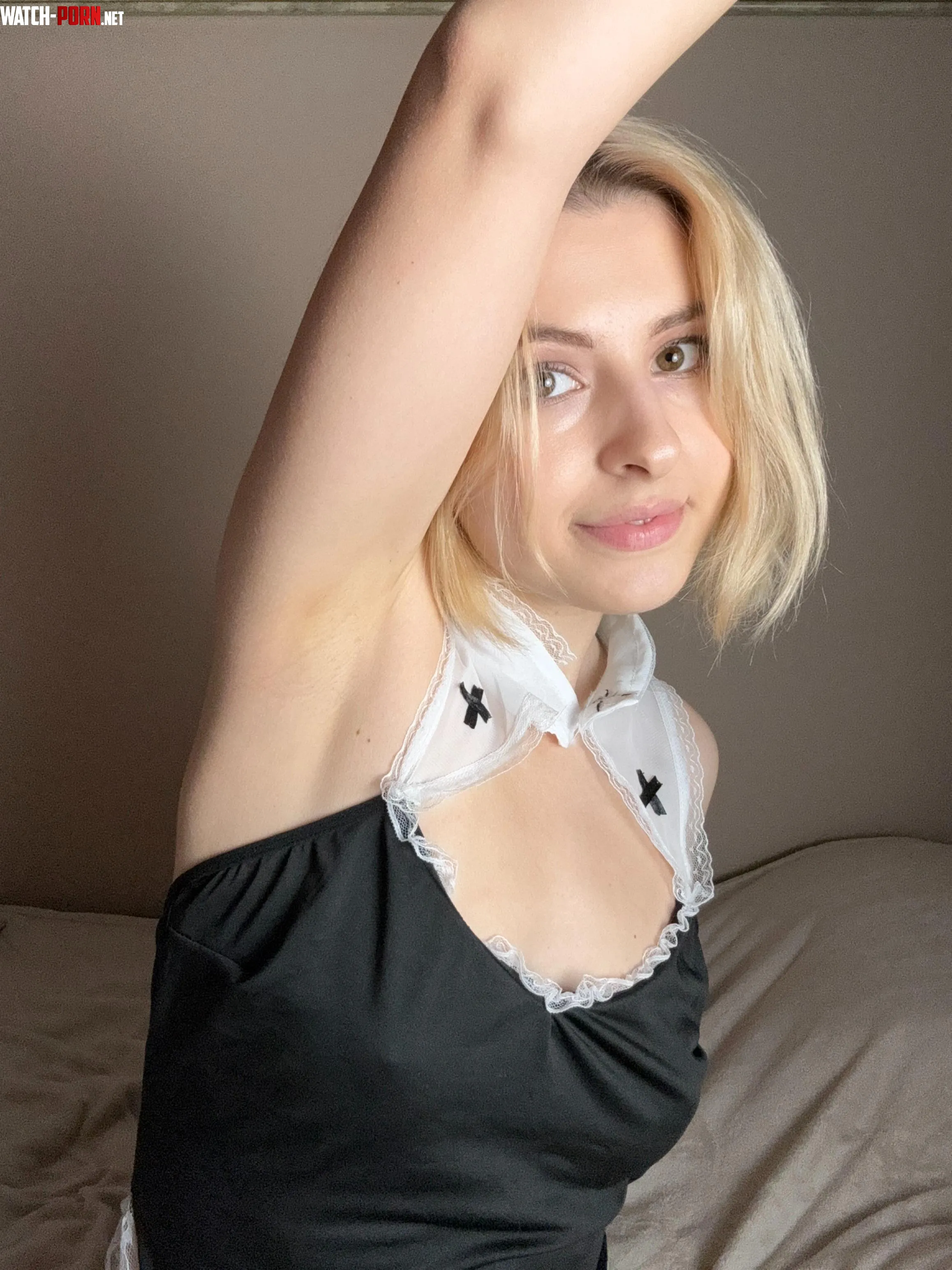 I can feel ur desire to dive into my armpit so what are u waiting for  by GlitterrrGoddess