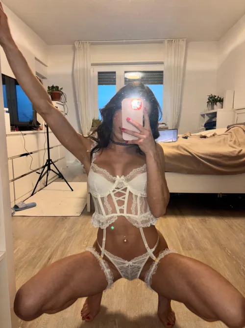 Thumbnail Surrender to misscaroliina's Seduction on OnlyFans | onlyfansgirls101