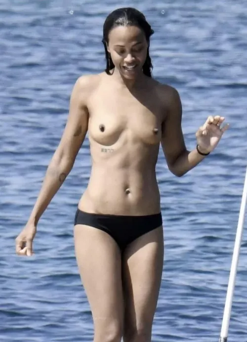 Thumbnail Infamous-Picture5197 Celebrates Zoe Saldana in CelebsNaked Glory