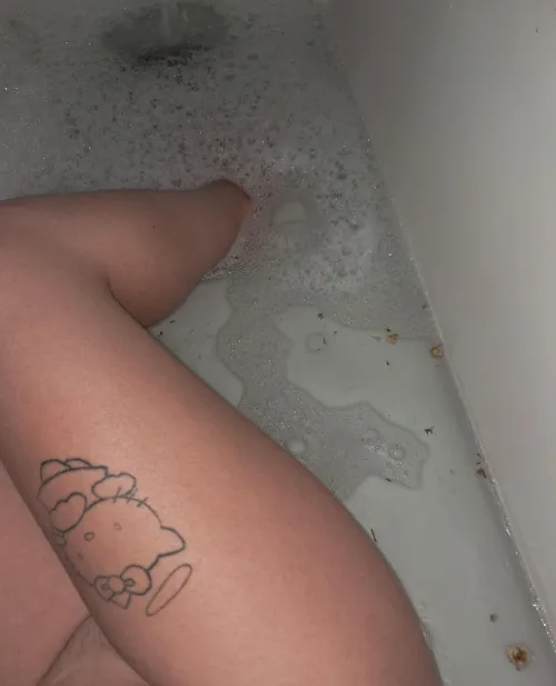 Thumbnail Relaxing Bath with Flowers in College | Downtown_District826 | CollegeSluts