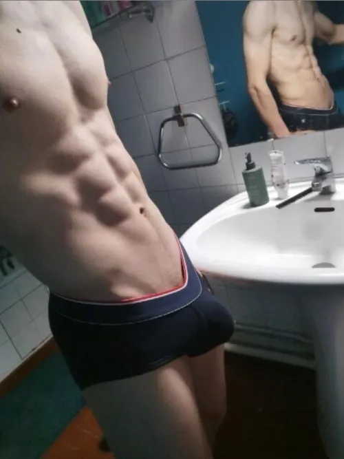 Thumbnail Room for Growth: Exploring Bulges at 24 with Electrical_Judge4794