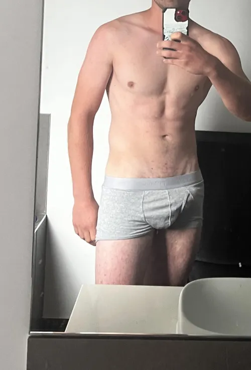 Thumbnail Sorting Out the Bulge at 18 - A Personal Account by HabitIndependent4222