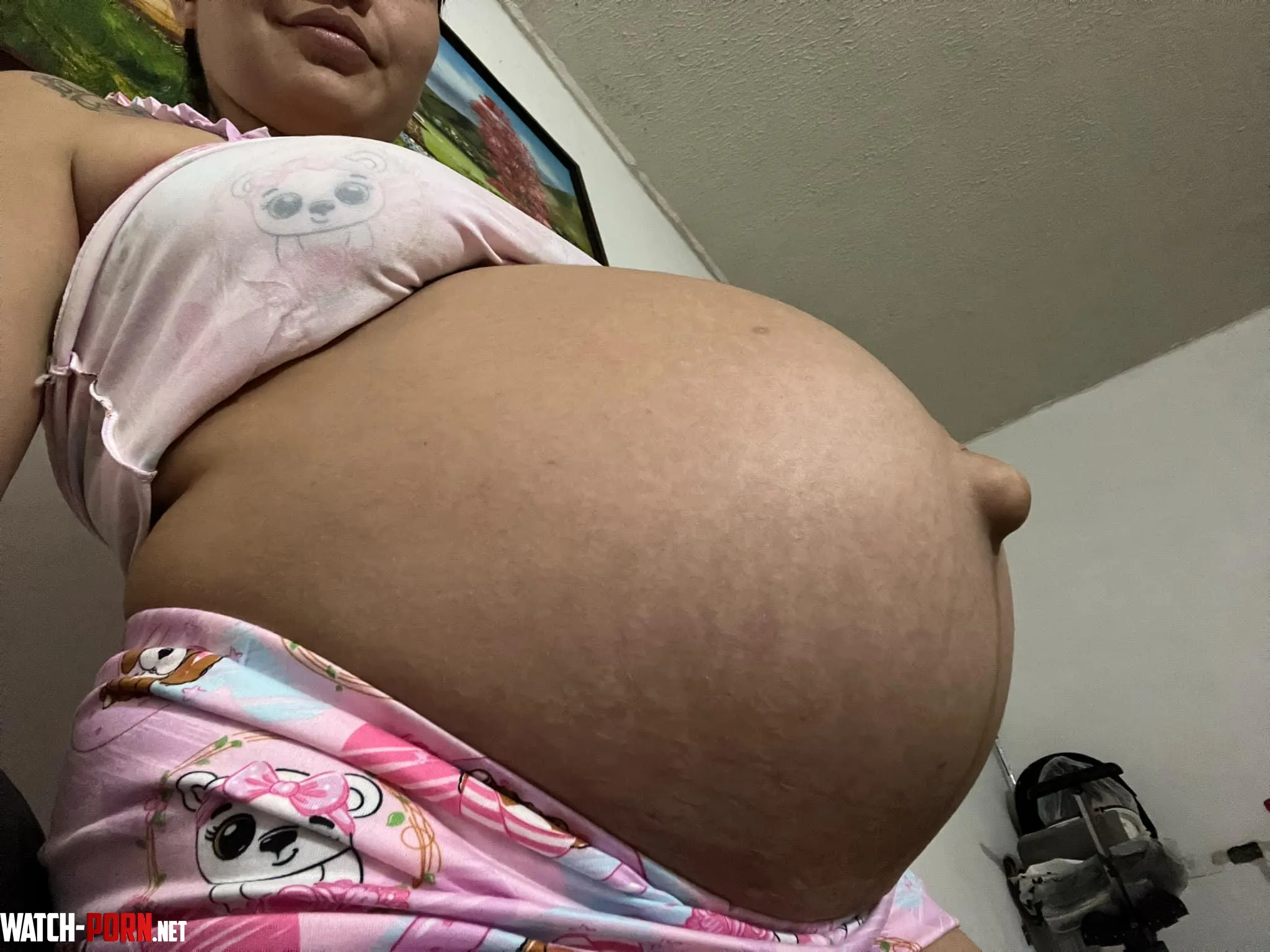 This rich and sexy 8 months pregnant woman is getting closer to exploding would you still fuck me by Yolita23