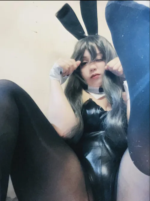 Thumbnail Jellycutewaifu: Your Favorite Bunny Girl Fantasy Revealed