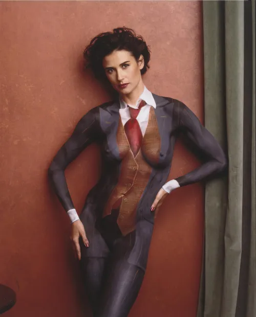 Thumbnail Demi Moore's Provocative Body Paint: A Look Back at 1992 | wileecoyote1969