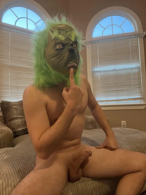 Thumbnail Anyone Else Being a Grinch by Freakvibez69 | boysgonewild Category