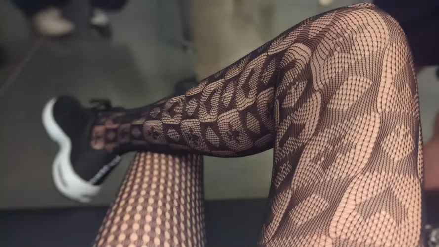 Thumbnail NouvelTefenet's Passion for Amazing Pantyhose