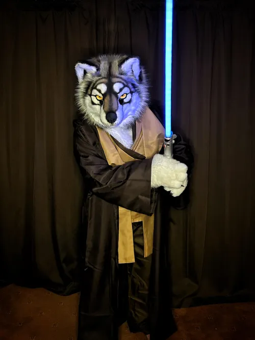 Thumbnail Jedi Wolf: smog_the_wolf's Furry Exploration