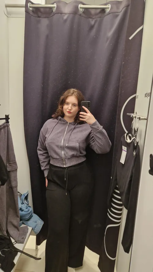 Thumbnail Fitting Room Selfies: Rawgaspeezy's Mirror Self-Exploration