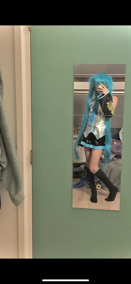 Thumbnail Vibrant Hatsune Miku Cosplay | femboy by Seaglass2121