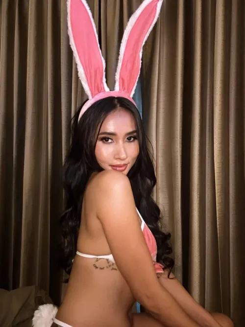 Thumbnail Indulging in BunnyGirl Play: pocalovee123 Seeks Interaction - BunnyGirls