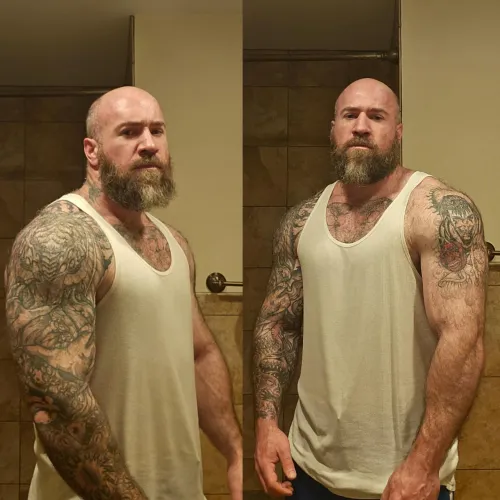 Thumbnail Discover the Physique of DaddyIssue-Incarnate - hotguyswithtattoos