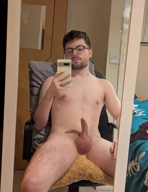 Thumbnail First Showing Off Reflections by Independent-Dog1501 | ratemycock Review