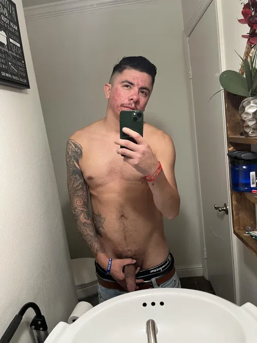 Thumbnail Seeking Help to Cum - Intrepid-Repair-6433's Gaycumsluts Story