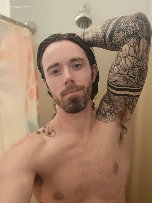 Thumbnail Unlocking FinnMccahan's Shower Adventures at 29 - broslikeus