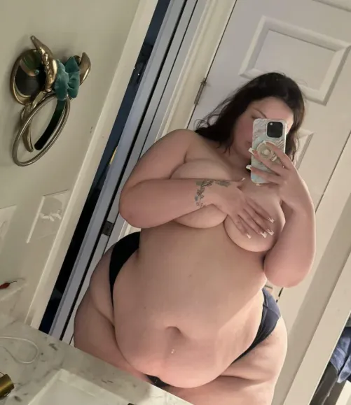 Thumbnail Help a Big Girl Out: A Plea from Snowangelcake in ssbbw